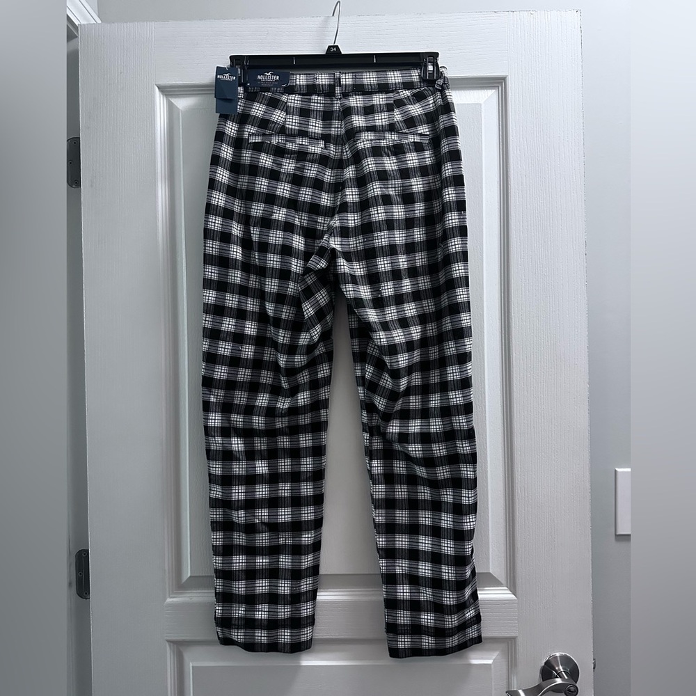 Hollister Ultra-High Rise Mom Pant